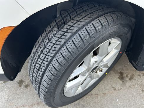 Used 2024 Kia Soul LX w/ Option Group 015 image 9