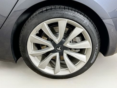 Used 2018 Tesla Model 3 Long Range AWD/4WD image 11