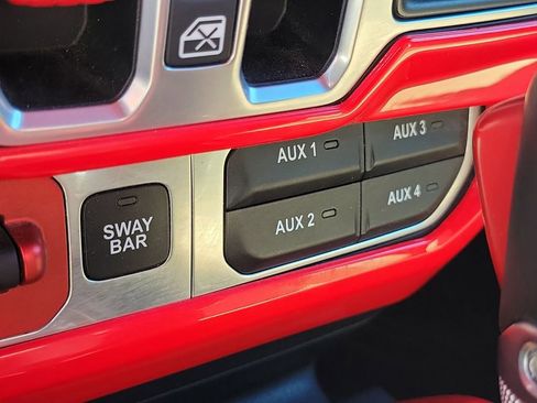 Used 2018 Jeep Wrangler Unlimited Rubicon w/ Dual Top Group AWD/4WD image 20