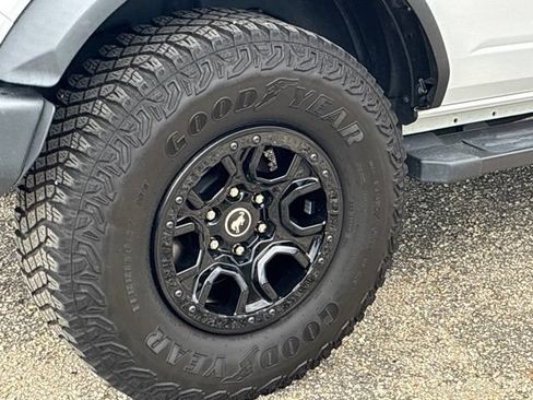 Used 2024 Ford Bronco Wildtrak AWD/4WD image 16
