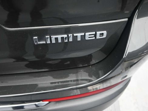 Used 2022 Jeep Grand Cherokee L Limited image 29