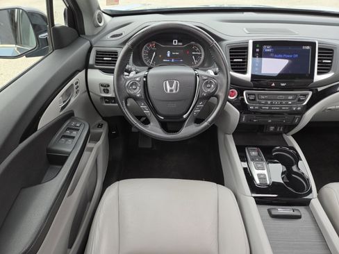 Used 2016 Honda Pilot Touring image 28