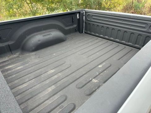 Used 2024 RAM 2500 Big Horn w/ Bed Utility Group image 9