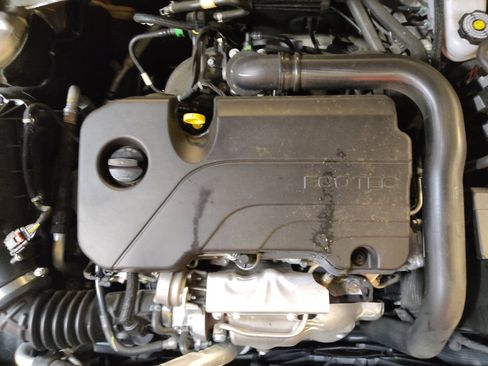 Used 2022 Chevrolet Malibu LT FWD image 30