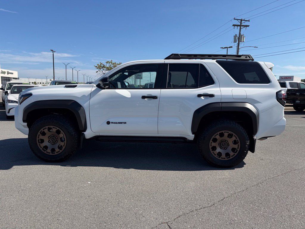 Used 2025 Toyota 4Runner Trailhunter AWD/4WD image 4