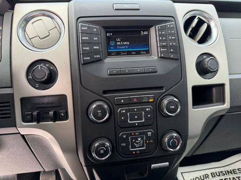 Used 2014 Ford F150 XLT w/ Equipment Group 302A Luxury AWD/4WD image 15