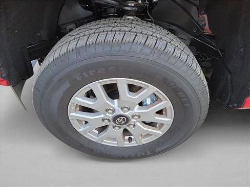 Used 2026 Toyota Tacoma SR5 AWD/4WD image 9