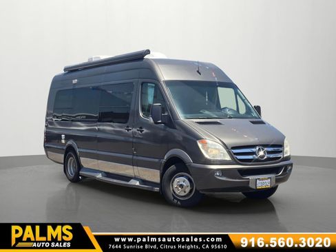 Used 2011 Mercedes-Benz Sprinter 3500 image 1