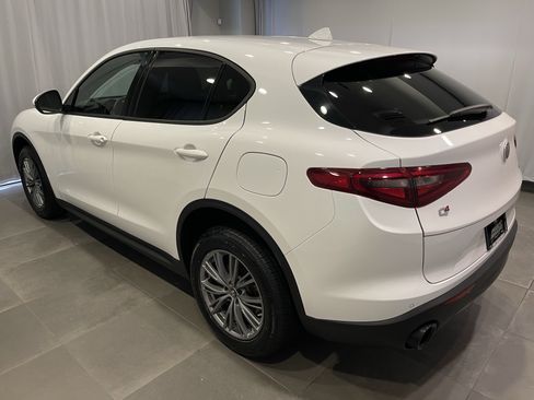 Used 2023 Alfa Romeo Stelvio Sprint AWD/4WD image 4
