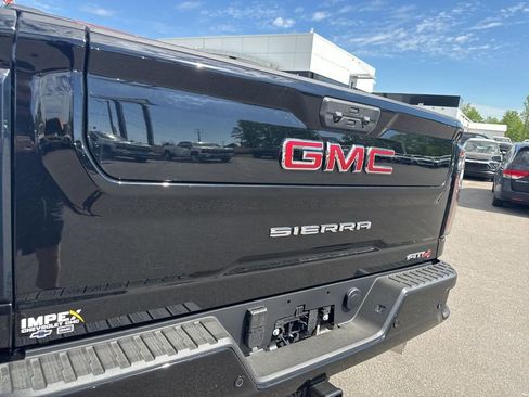 Used 2026 GMC Sierra 2500 AT4 w/ AT4 Premium Plus Package AWD/4WD image 35