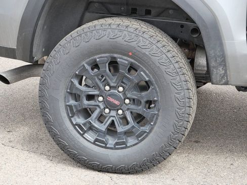 New 2026 GMC Canyon Elevation w/ Convenience Package image 16