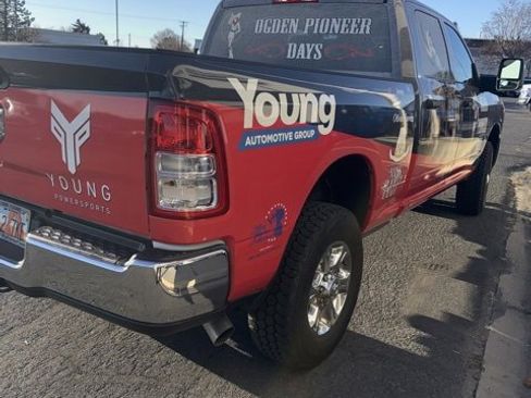 Used 2023 RAM 2500 Big Horn w/ Cold Weather Group image 4