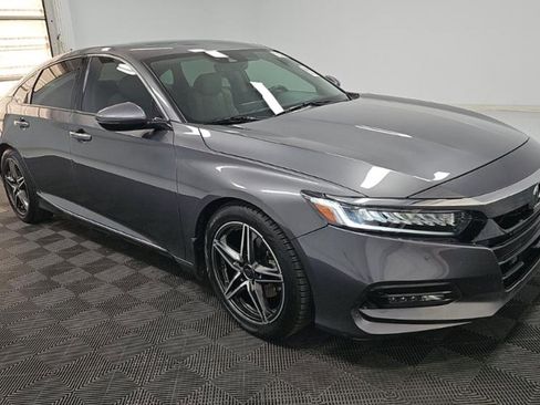 Used 2019 Honda Accord Touring image 1