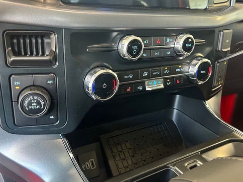 New 2025 Ford F150 XLT w/ Equipment Group 303A High image 38