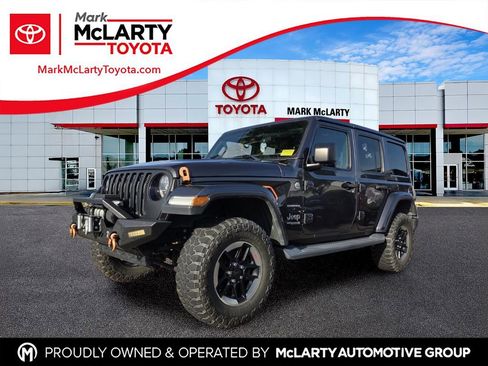Used 2018 Jeep Wrangler Unlimited Sahara AWD/4WD image 1