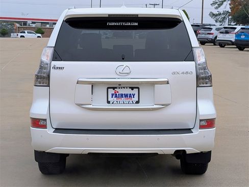Used 2014 Lexus GX 460 image 5