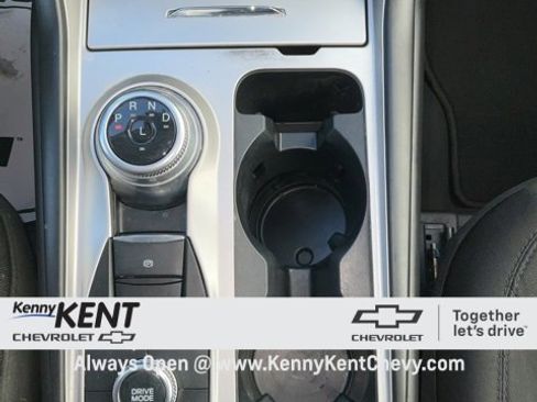 Used 2022 Ford Explorer XLT w/ Class IV Trailer Tow Package image 31