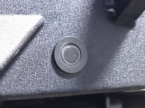 Used 2016 Ford F350 Platinum w/ Platinum Package image 46