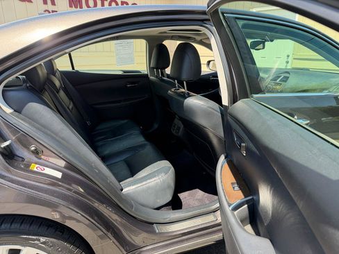 Used 2011 Lexus ES 350 FWD image 4