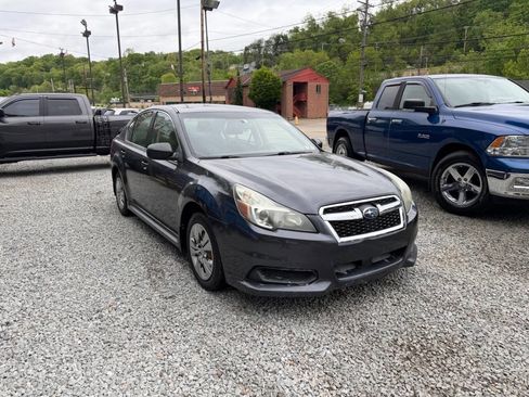 Used 2013 Subaru Legacy 2.5i AWD/4WD image 6