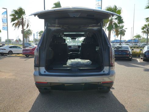 Used 2025 Cadillac Escalade Sport w/ Touring Package AWD/4WD image 7