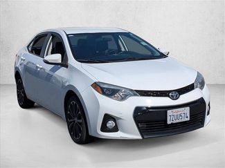 Used 2015 Toyota Corolla S video 3