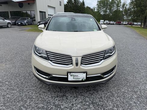 Used 2018 Lincoln MKX Select w/ Select Plus Package AWD/4WD image 8