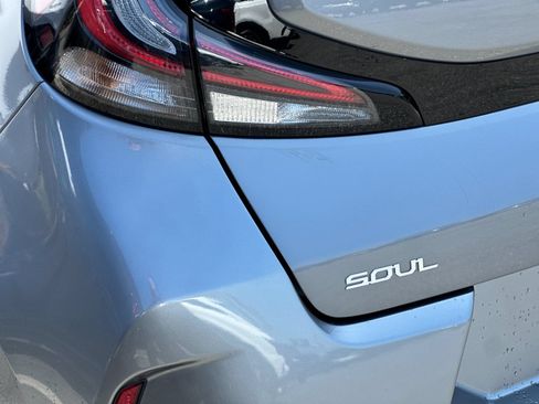 Certified 2023 Kia Soul GT-Line w/ GT-Line Technology Package FWD image 37