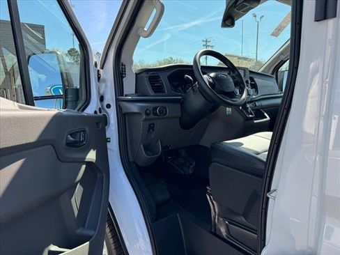 New 2025 Ford Transit 250 148 Medium Roof w/ Exterior Upgrade Package image 13