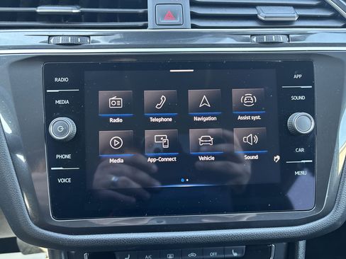 Used 2024 Volkswagen Tiguan Wolfsburg Edition AWD/4WD image 26