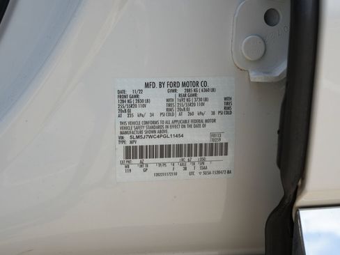 Used 2023 Lincoln Aviator Reserve RWD image 20