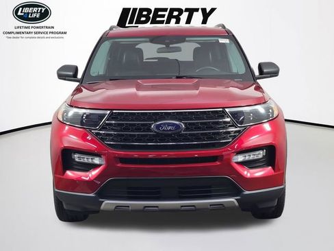 Used 2023 Ford Explorer XLT w/ Equipment Group 202A AWD/4WD image 9