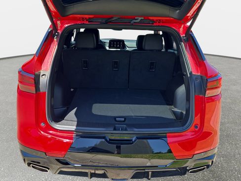 Used 2024 Chevrolet Blazer RS FWD image 12