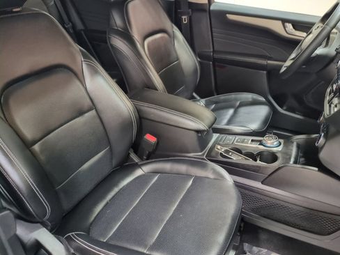 Used 2022 Ford Escape SEL AWD/4WD image 11