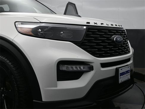 Used 2023 Ford Explorer ST-Line w/ Class IV Trailer Tow Package image 37