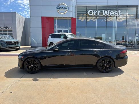 Used 2024 Jaguar XF R-Dynamic SE RWD image 2