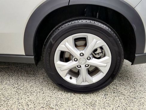 Used 2023 Honda HR-V LX image 9