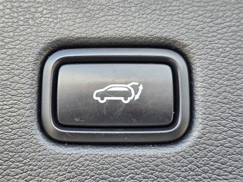 Certified 2022 Kia Telluride EX w/ EX Premium Package image 16