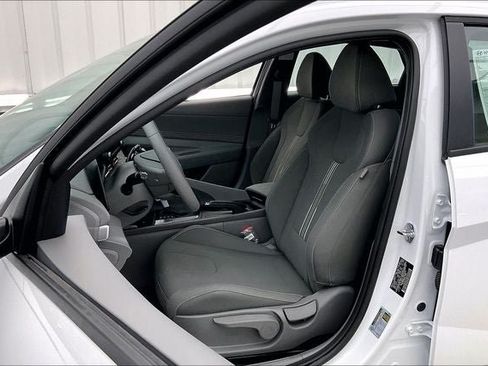 New 2026 Hyundai Elantra Sport FWD image 11