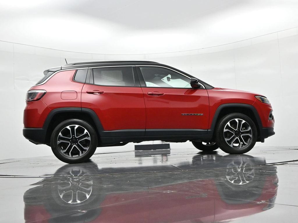 Used 2023 Jeep Compass Limited AWD/4WD image 22