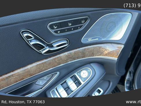 Used 2015 Mercedes-Benz S 550 Sedan image 20