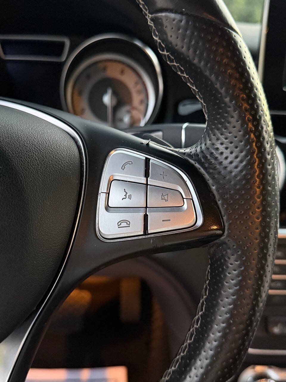 Used 2016 Mercedes-Benz CLA 250 4MATIC image 40