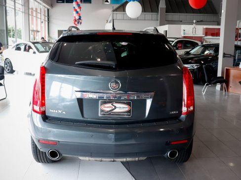 Used 2013 Cadillac SRX Luxury image 5