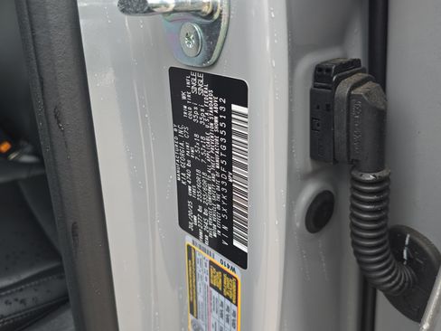 Certified 2026 Kia Sportage EX FWD image 33