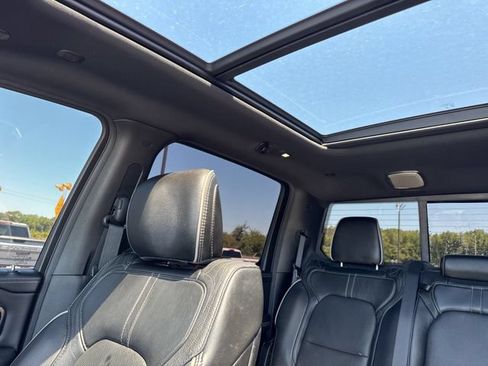 Used 2019 RAM 1500 Limited AWD/4WD image 16