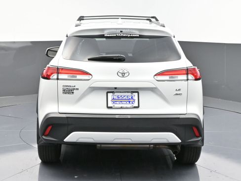 Used 2022 Toyota Corolla Cross LE image 6