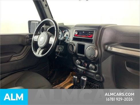 Used 2016 Jeep Wrangler Unlimited Sport w/ Connectivity Group image 35