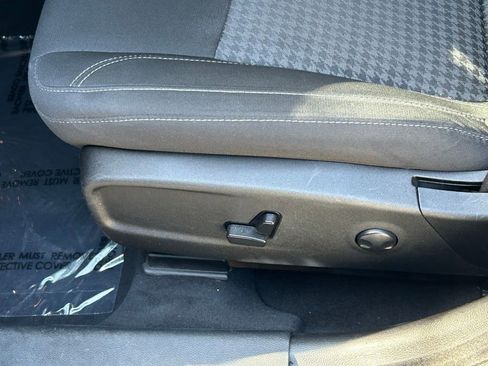 Used 2023 Dodge Charger SXT image 17