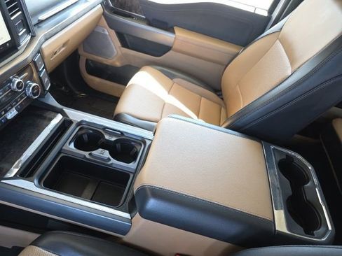 Used 2024 Ford F250 Lariat w/ Lariat Ultimate Package AWD/4WD image 30