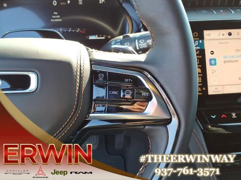 New 2026 Jeep Grand Cherokee Summit image 13